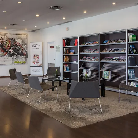 Ξενοδοχείο Augusta Barcelona Valles 4*