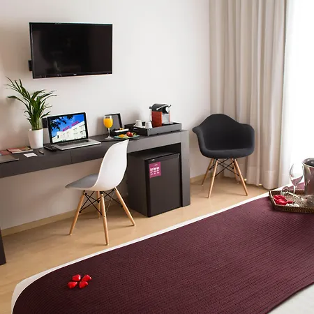 Ξενοδοχείο Augusta Barcelona Valles 4*