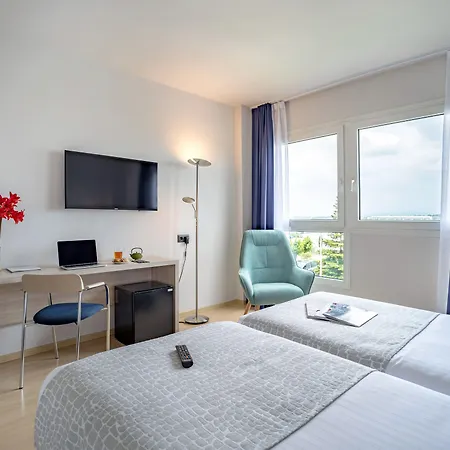 Augusta Barcelona Valles 4* Γκρανολιές