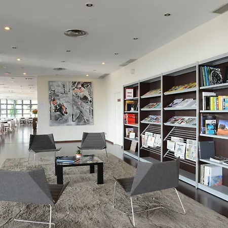 Augusta Barcelona Valles Ξενοδοχείο 4*