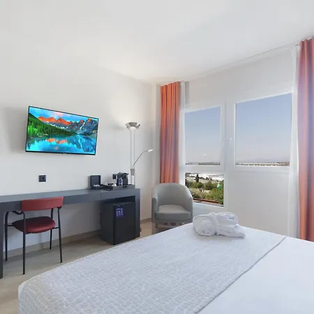 Augusta Barcelona Valles 4*