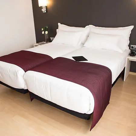 Augusta Barcelona Valles ホテル