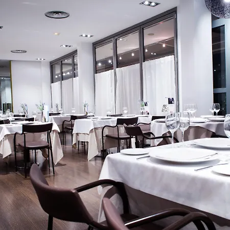 Augusta Barcelona Valles ホテル 4*